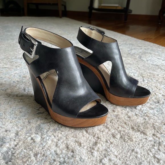 Michael Kors Josephine Wedge, black, 7 đź‘ - Picture 7 of 11